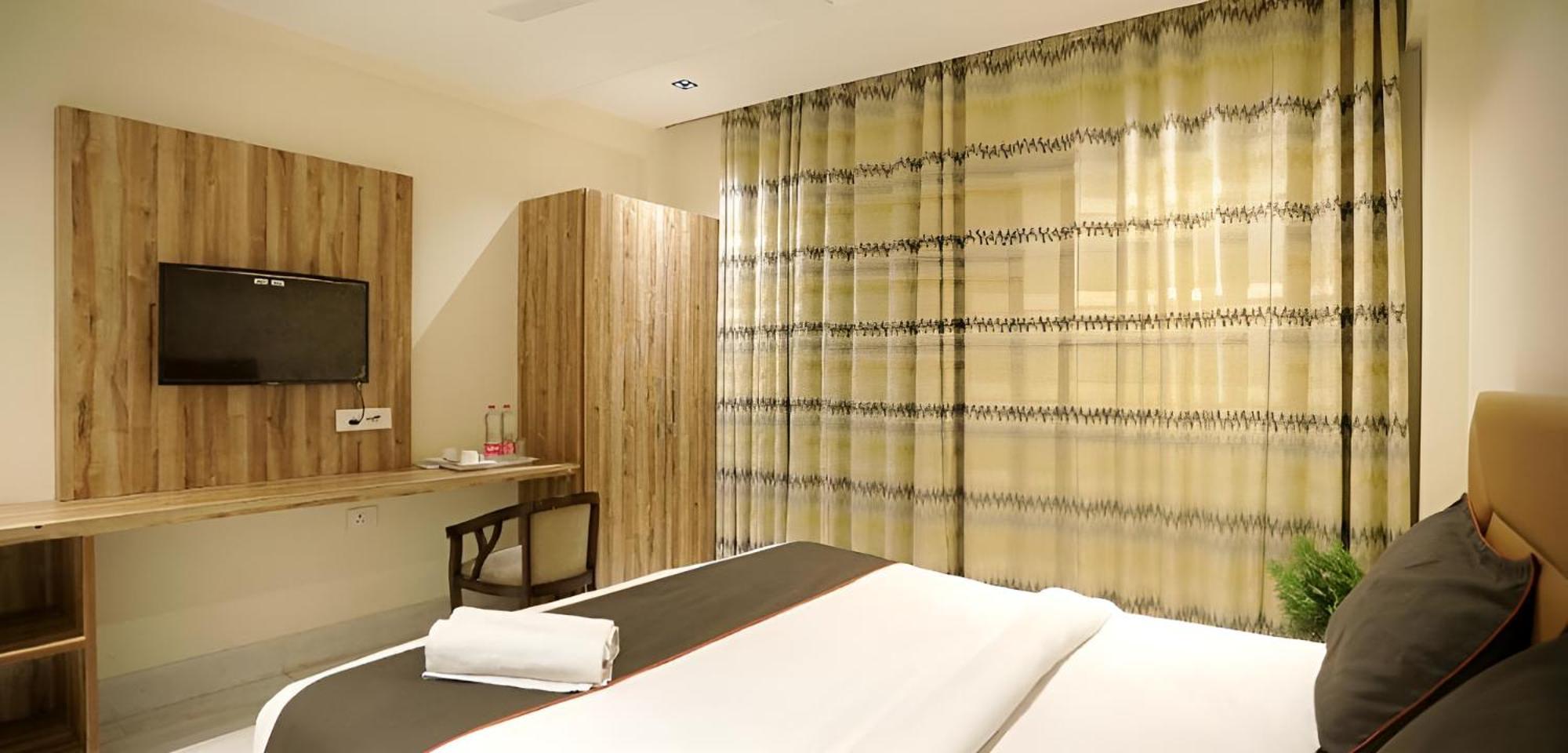 Goodluck House Near Terminal 3 Igi Airport Hotel New Delhi Bagian luar foto
